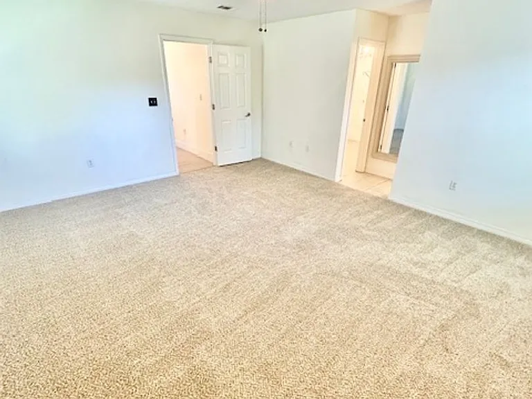 1315 Forest Shore Dr — Photo 14