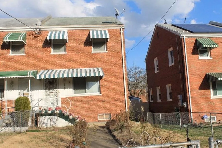5009 11th St NE photo 1
