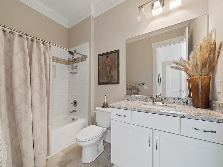 1020 Turnberry Cir — Photo 42