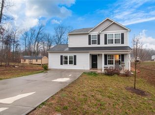 2634 Buckhorn Dr, Asheboro, NC 27317