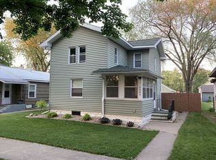 2304 Wood St, La Crosse, WI 54603