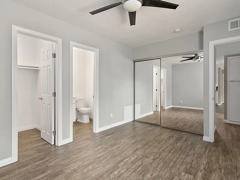 Solara Apartment Homes — Photo 31