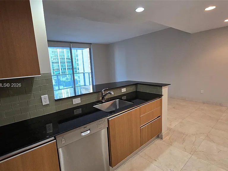 1060 Brickell Ave #1503 — Photo 9