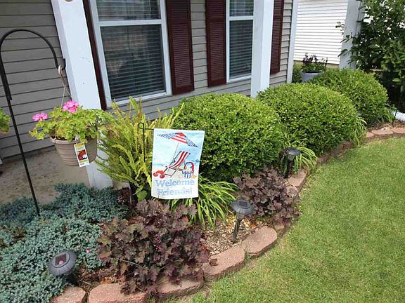 5th image of 213 Yarmouth Dr
