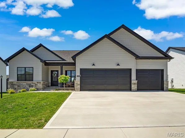 3160 Ashley Dr, Glen Carbon, IL 62034