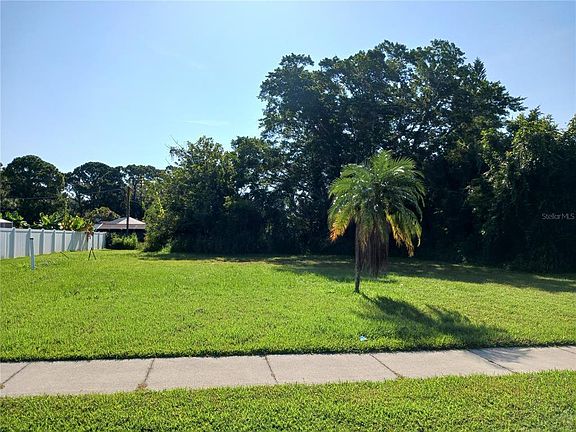 3rd image of 707 Magellan Dr