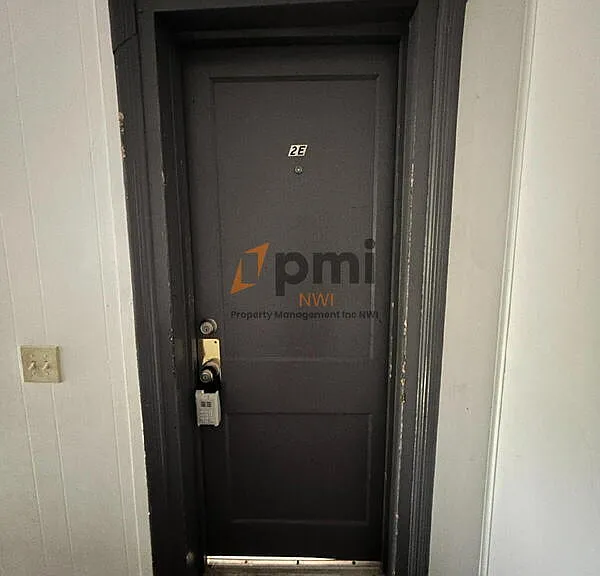 602 Indiana Ave #2E — Photo 8
