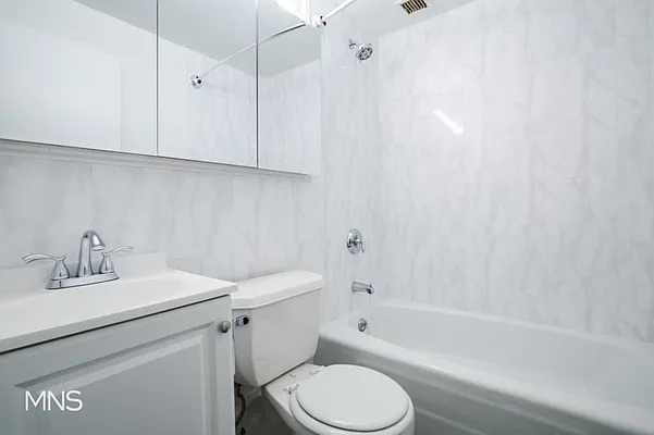 Rented by MNS Marketing | media 25