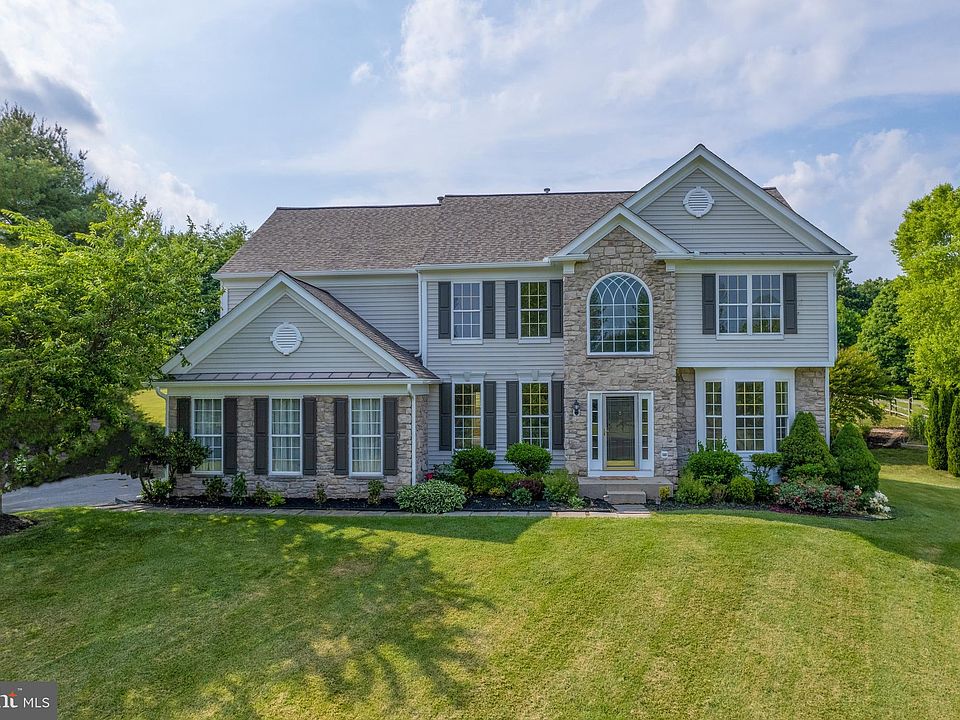 1st image of 1721 Cattail Woods Ln