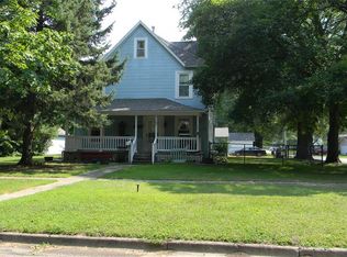 597 W Washington St, Marengo, IA 52301
