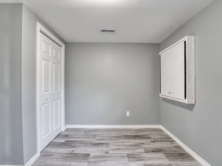 17 Kirk St #2 — Photo 20