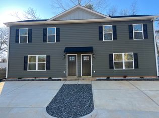 191 8th Avenue Dr SE, Hickory, NC 28602