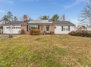 4 Plaza Pl, Phillipsburg, NJ 08865