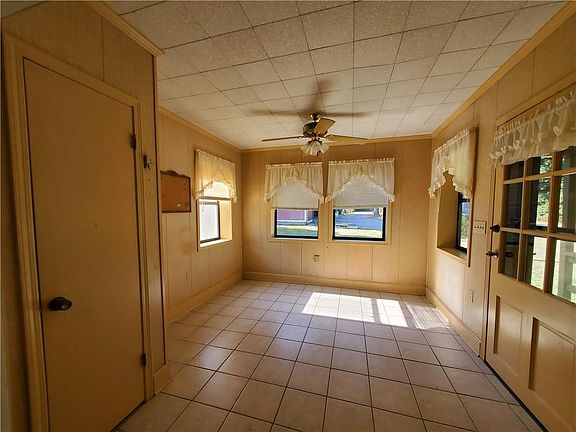 5th image of 3551 Baumhauer Rd
