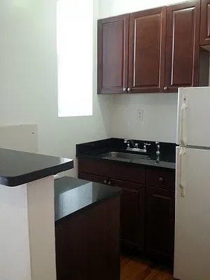 Rented by High Line NYC Realty Group | media 17