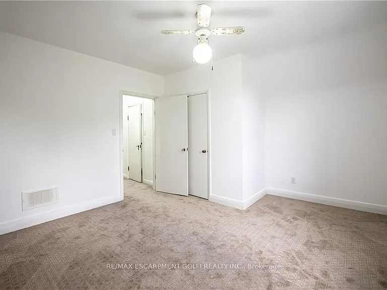 521 S Pelham Rd #UPPER — Photo 17