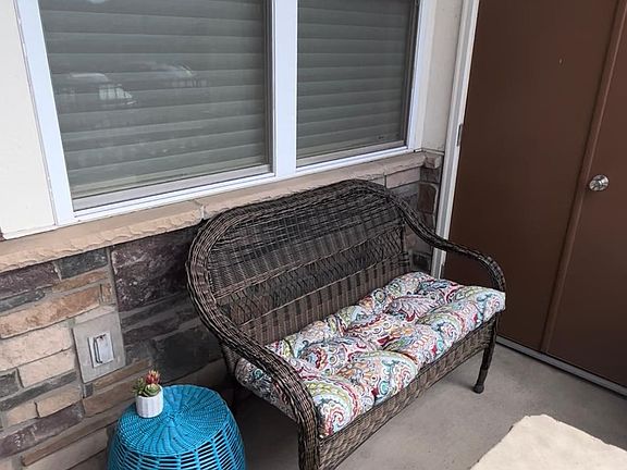 Patio with plush seating area, south facing, gets plenty of sunshine