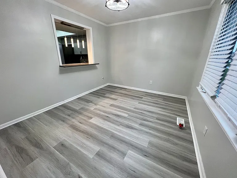 4233 Remo Crescent Rd — Photo 10