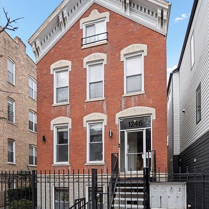 1st image of 1246 N Paulina St APT 1