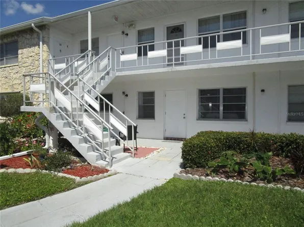 5915 18th St N APT 2, Saint Petersburg, FL 33714