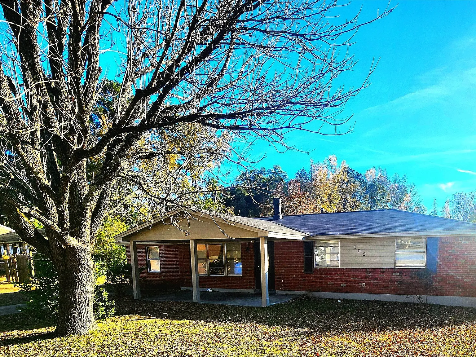 4 bed, 3.0 bath, 1303 sqft, $1,350 — Photo 1