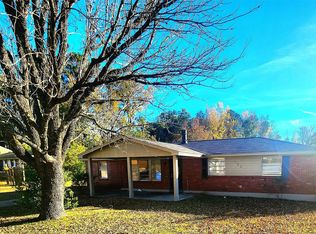 102 White Oak Dr, Prattville, AL 36067