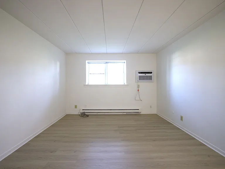 Peachgate Apartments — Photo 13