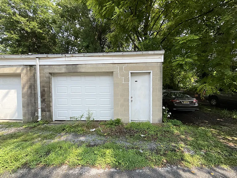 254 E Louther St #1 — Photo 8