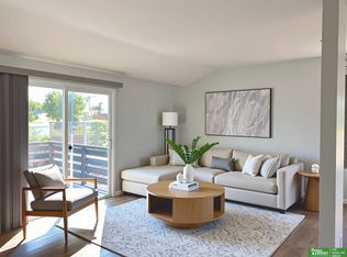 1210 Devon Dr, Papillion, NE 68046