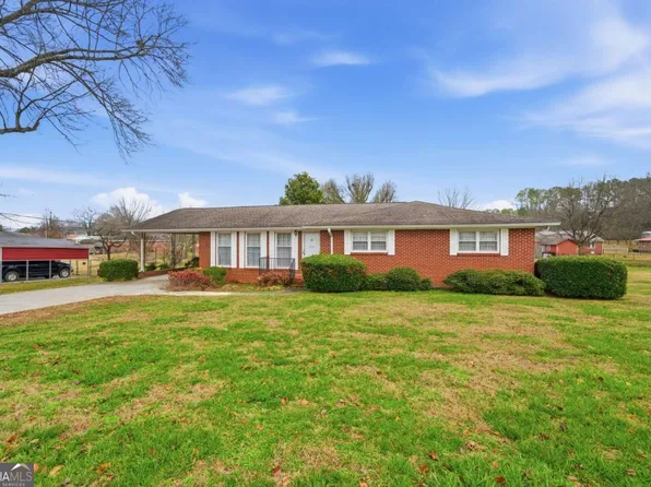111 McKenzie St, Adairsville, GA 30103