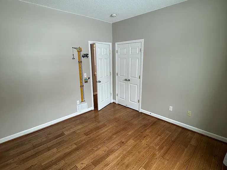 104 Valley View Rd — Photo 17