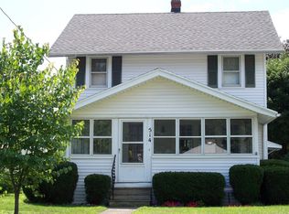 514 W Filbert St, East Rochester, NY 14445
