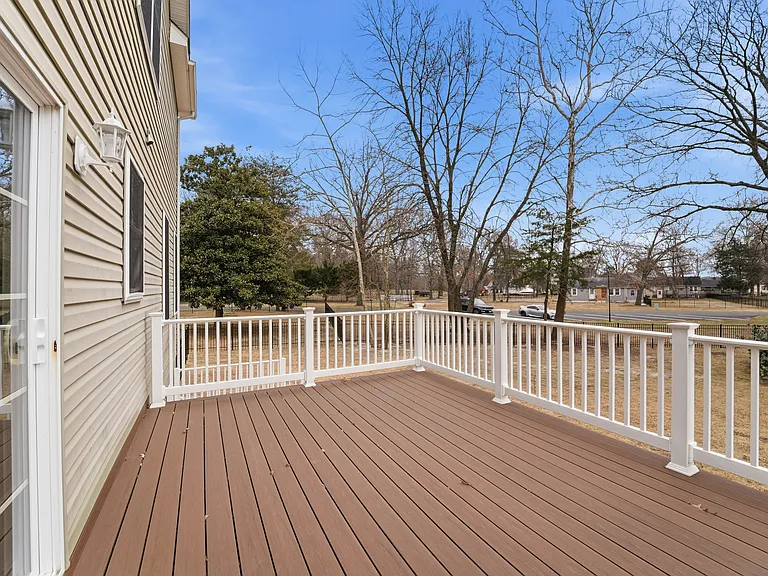 609 Tebbston Dr — Photo 13