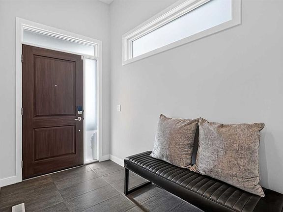 3rd image of 648 Legacy Woods Cir SE