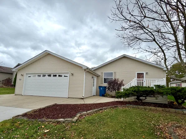 16087 Fairfax Ct, Holly, MI 48442