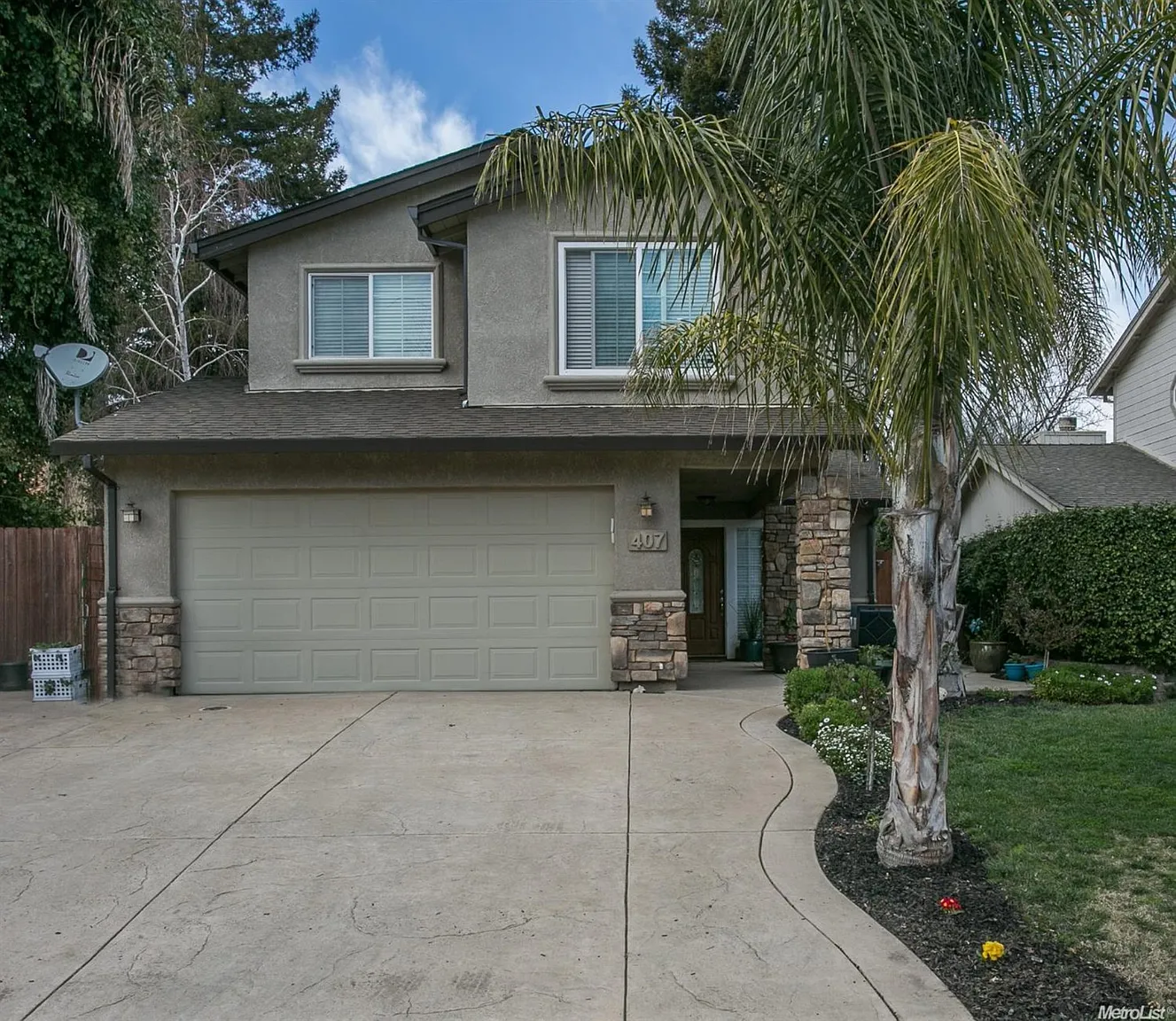 407 Blue Dolphin Way photo 1