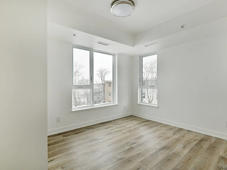 36 Robinson Ave — Photo 85