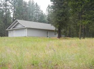 32310 N White Tail Ln, Chattaroy, WA 99003