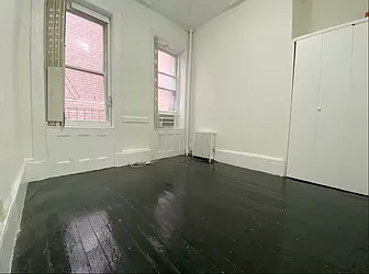 Rented by Ethan Blinder, LREB