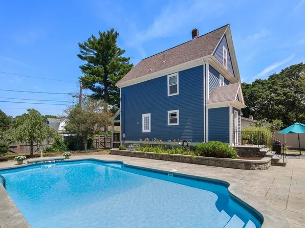 8 Gibson Ave, Dedham, MA 02026