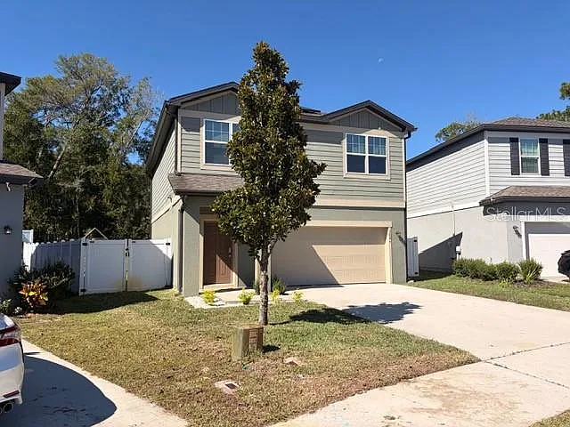 3 bed, 2.5 bath, 1896 sqft, $2,400 — Photo 4