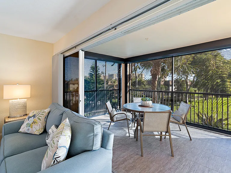 275 Palm Ave #C201 — Photo 4