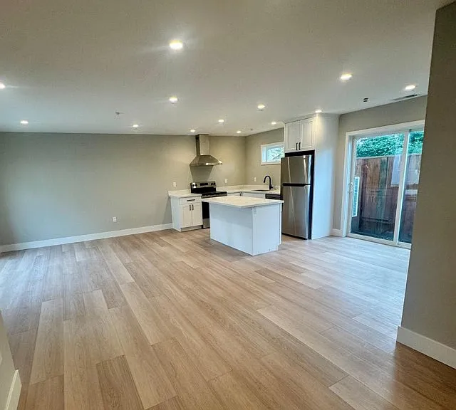 902 E Cotati Ave #902B — Photo 6