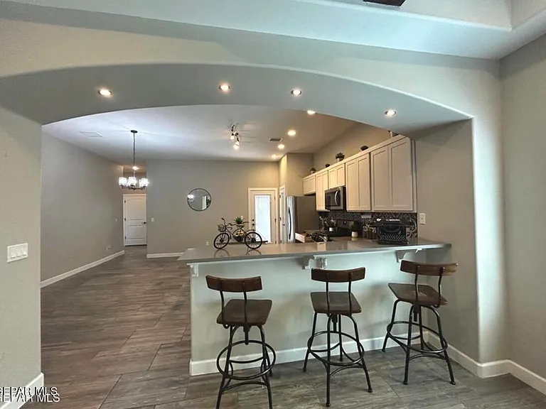 14190 Peyton Edwards Ave — Photo 7