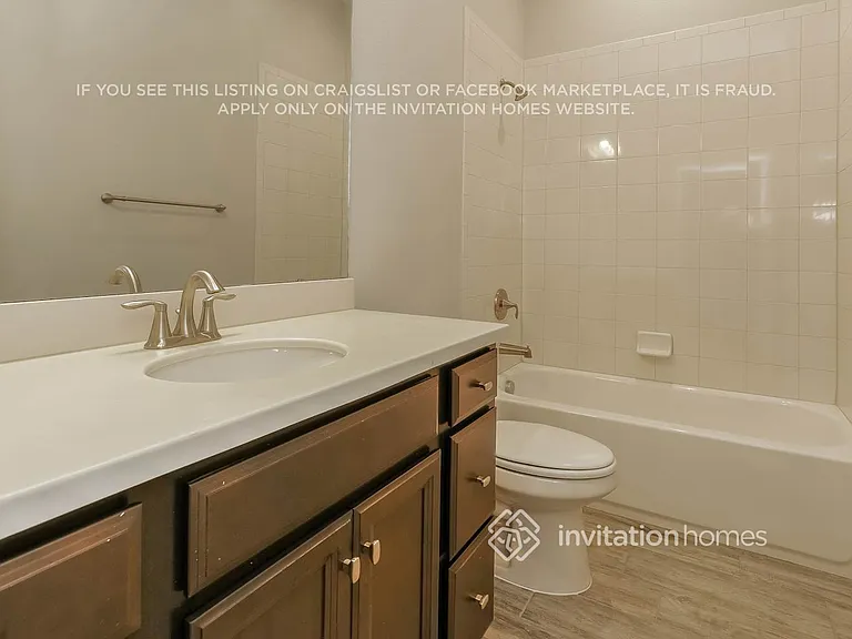 1233 Chittamwood Ct — Photo 14