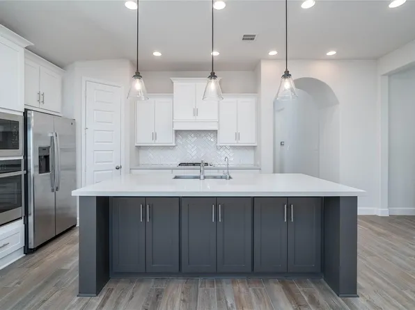 655 Malibu Pines Dr, Katy, TX 77493