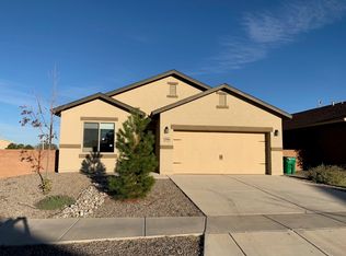 1750 Lark Dr NE, Rio Rancho, NM 87144