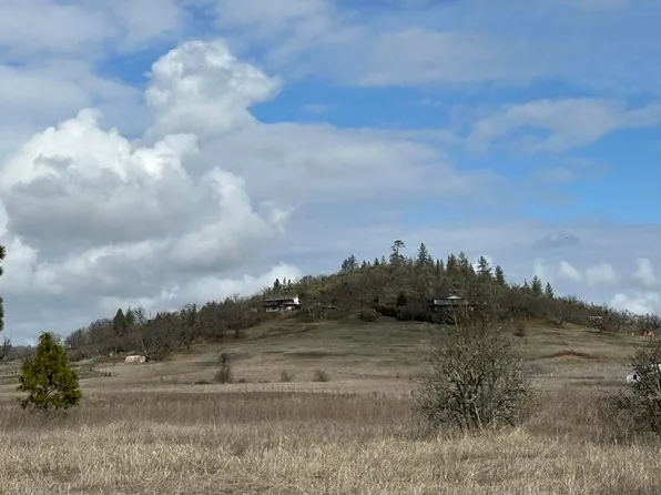 3080 Highway 234, White City, OR 97503