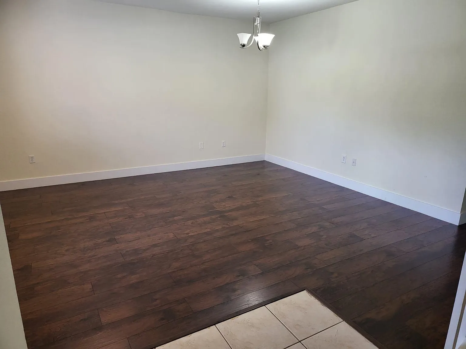 3 bed, 2.5 bath, 1505 sqft, $2,945 — Photo 3