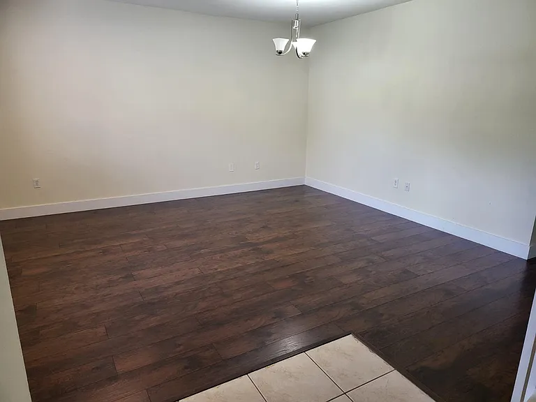14103 SW 49th St — Photo 3